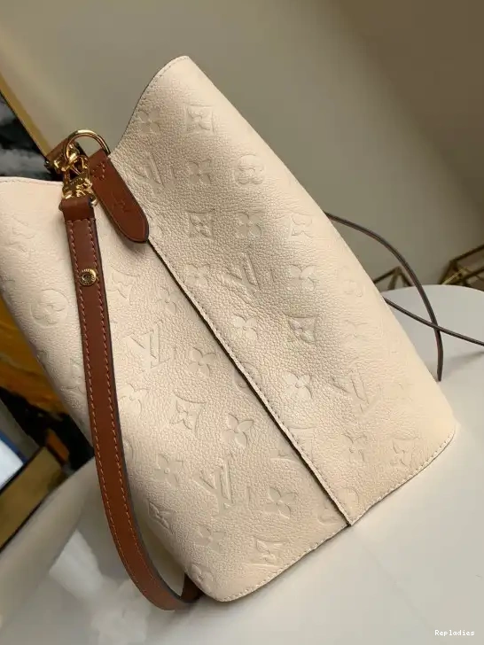 Repladies NEONOE VUITTON LOUIS MM 0513